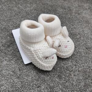 Carter’s Newborn Knit Bunny Booties Ivory NB/NN (NWT)